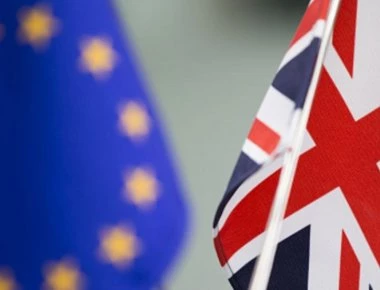 Brexit: Καμία προνομιακή μεταναστευτική μεταχείριση για πολίτες της ΕΕ